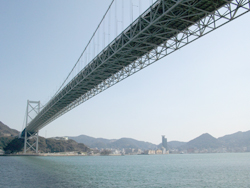 関門海峡／関門橋